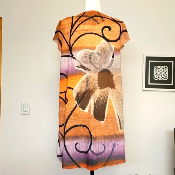 Today's Designer Tunic Top - Picture 3 of 10